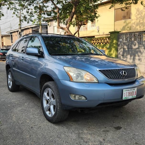 Foreign Used 2005 Lexus RX330 for Sale In Lagos