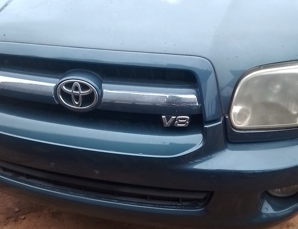Foreign Used 2005 Toyota Sequoia for Sale In Lagos