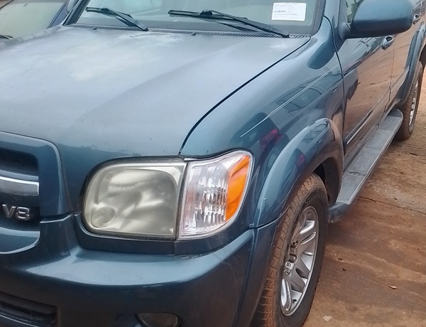 Foreign Used 2005 Toyota Sequoia for Sale In Lagos
