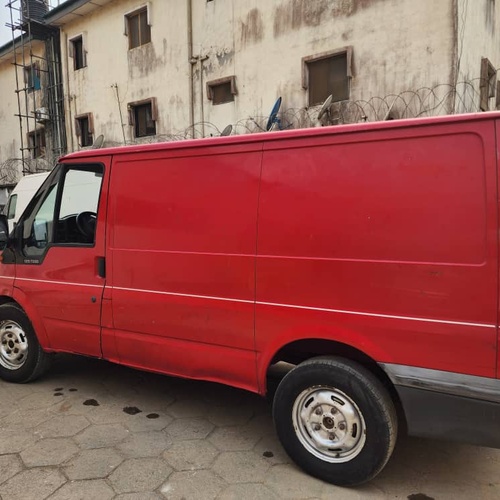 Local Used 2006 Ford Transit bus (cargo van)