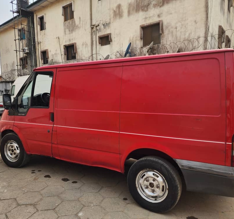 Local Used 2006 Ford Transit bus (cargo van) image