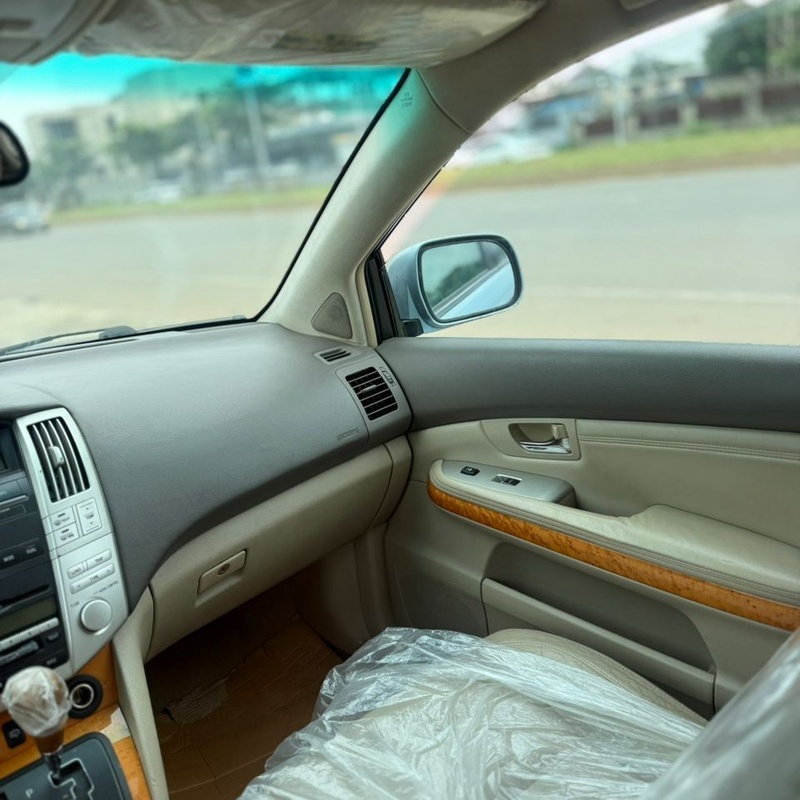 FOREIGN USED 2006 LEXUS RX330 FOR SALE IN ABUJA image
