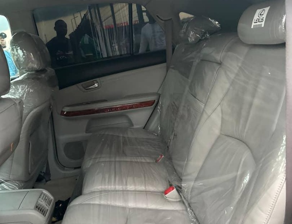FOREIGN USED 2007 LEXUS RX330 FOR SALE IN ABUJA