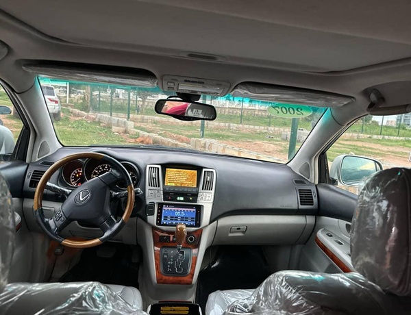 FOREIGN USED 2007 LEXUS RX330 FOR SALE IN ABUJA
