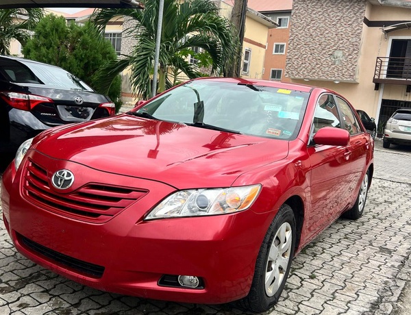 Foreign used 2008 Toyota Camry Le In Lagos