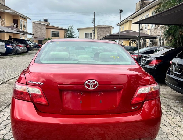 Foreign used 2008 Toyota Camry Le In Lagos