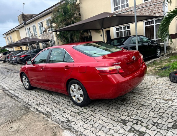 Foreign used 2008 Toyota Camry Le In Lagos