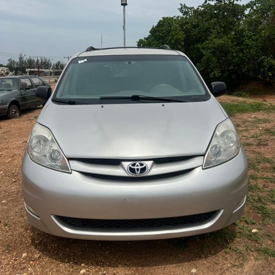 FOREIGN USED 2008 TOYOTA SIENNA LE FOR SALE
