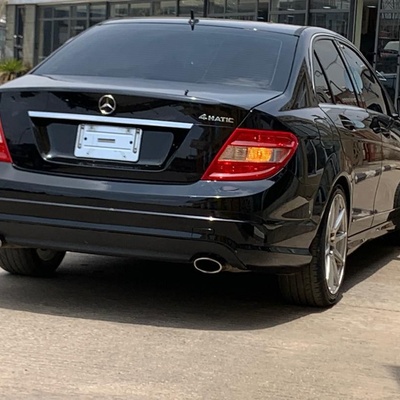 FOREIGN USED 2011 MERCEDES BENZ C300 FOR SALE