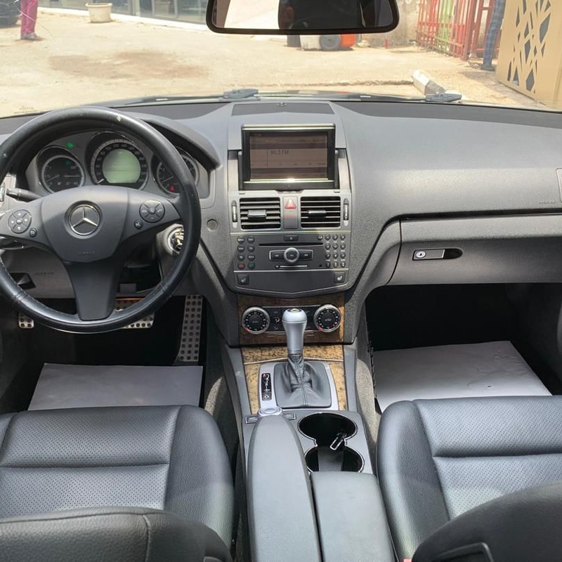 FOREIGN USED 2011 MERCEDES BENZ C300 FOR SALE image