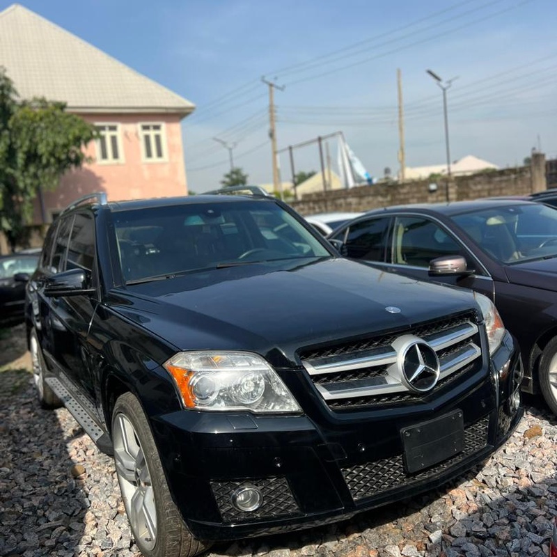 FOREIGN USED 2011 MERCEDES BENZ GLK350 FOR SALE image