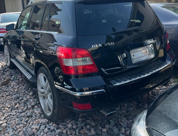 FOREIGN USED 2011 MERCEDES BENZ GLK350 FOR SALE