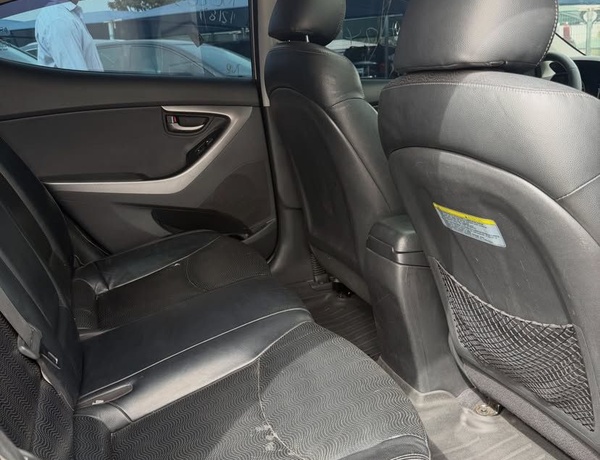 FOREIGN USED 2012 HYUNDAI ELANTRA FOR SALE IN ABUJA