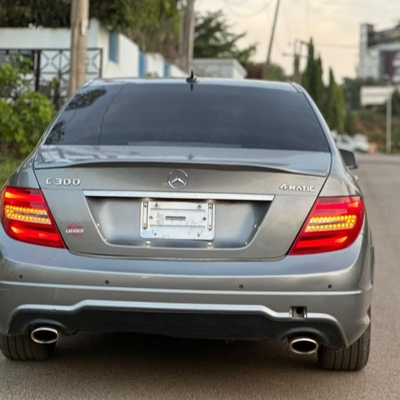FOREIGN USED 2012 MERCEDES BENZ C300 FOR SALE IN ABUJA