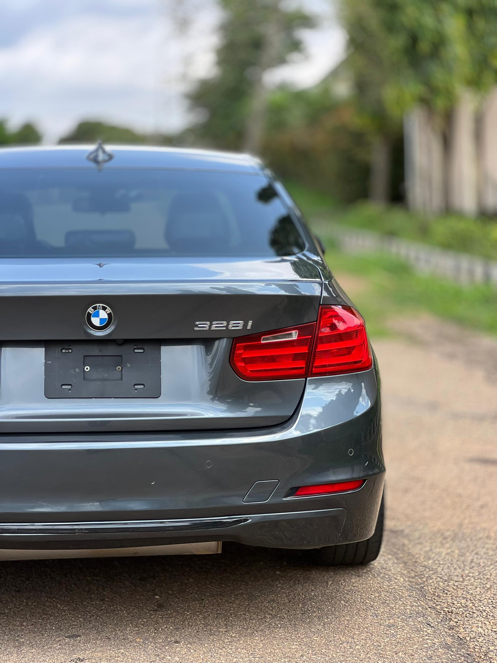 Car Image 8