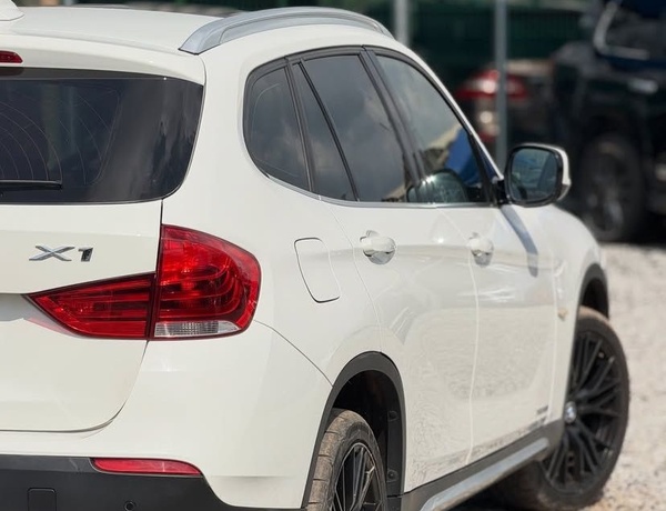 FOREIGN USED 2013 BMW X1 FOR SALE IN ABUJA