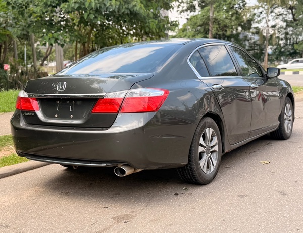 FOREIGN USED 2013 HONDA ACCORD IN ABUJA