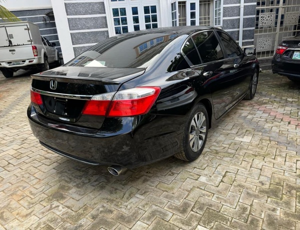 FOREIGN USED 2013 HONDA ACCORD FOR SALE IN ABUJA