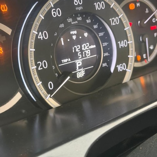 FOREIGN USED   2013 HONDA ACCORD FOR SALE IN ABUJA