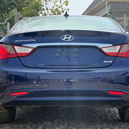 Foreign Used 2013 Hyundai Sonata for Sale In Abuja