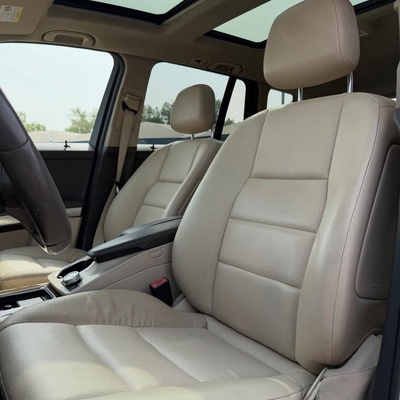 FOREIGN USED   2013 MERCEDES GLK350 FOR SALE IN ABUJA