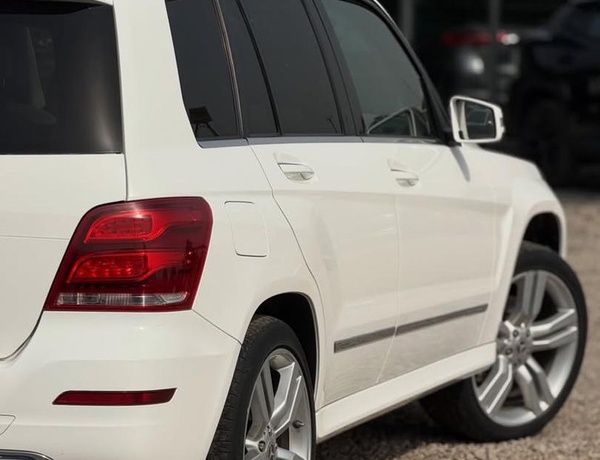 FOREIGN USED   2013 MERCEDES GLK350 FOR SALE IN ABUJA