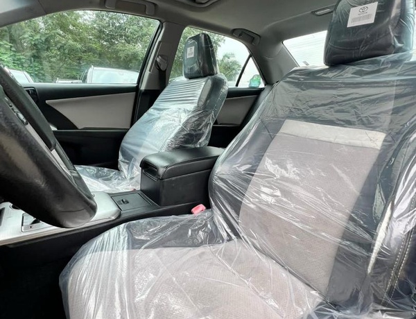 FOREIGN USED 2013 TOYOTA CAMRY SE FULL OPTION FOR SALE