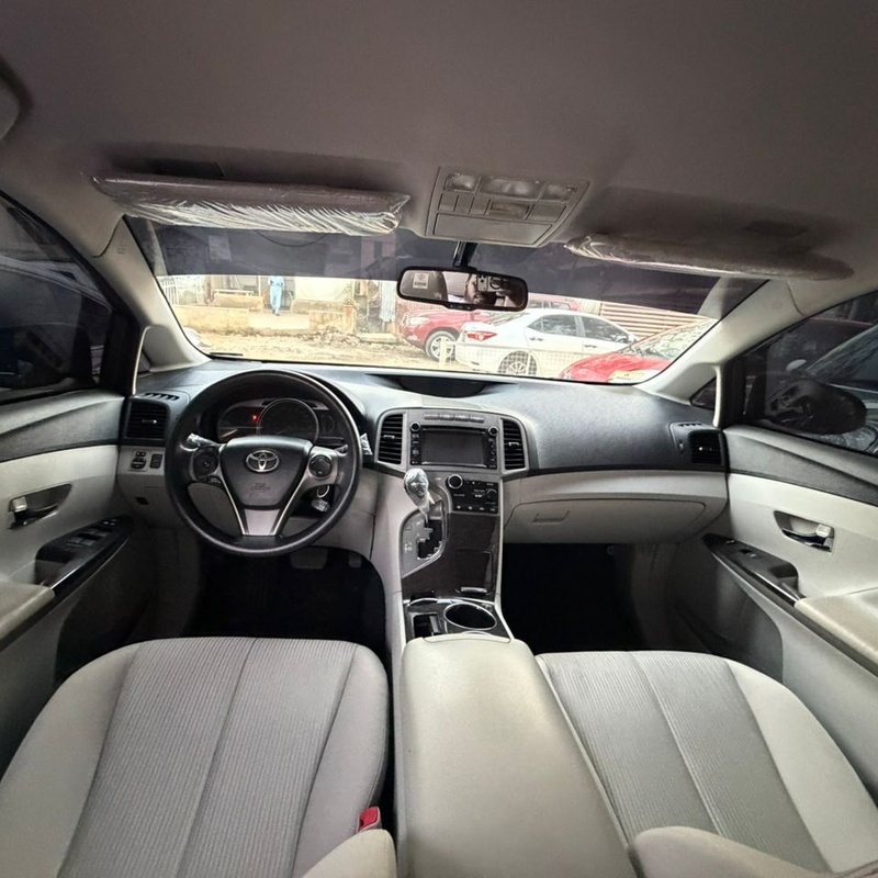 FOREIGN USED   2013 TOYOTA VENZA FOR SALE IN ABUJA image