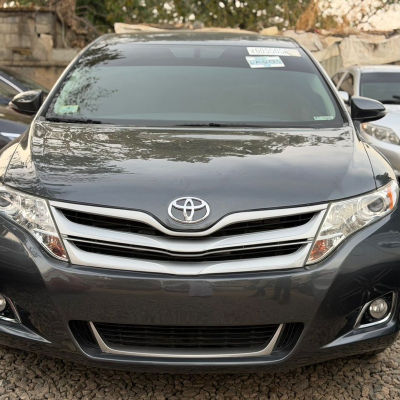 FOREIGN USED   2013 TOYOTA VENZA FOR SALE IN ABUJA image