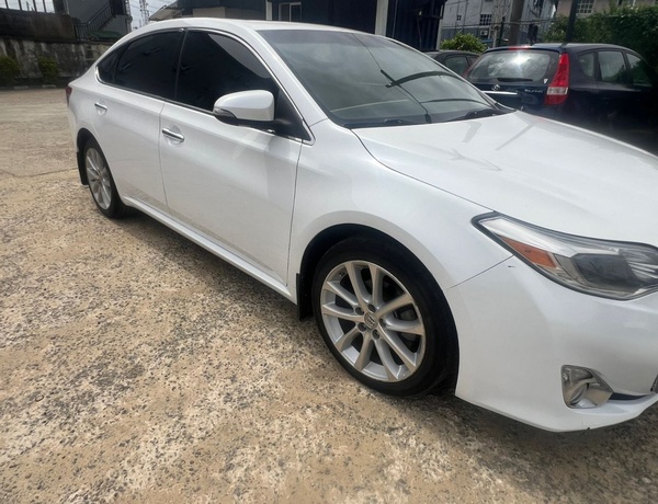 FOREIGN USED 2014 TOYOTA AVALON AVAILABLE IN PH