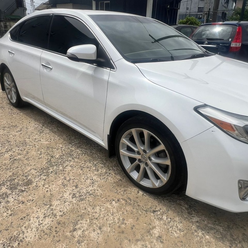 FOREIGN USED 2014 TOYOTA AVALON AVAILABLE IN PH image