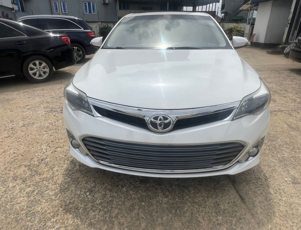 FOREIGN USED 2014 TOYOTA AVALON AVAILABLE IN PH