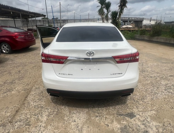 FOREIGN USED 2014 TOYOTA AVALON AVAILABLE IN PH