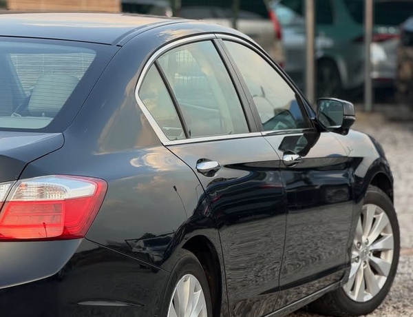 FOREIGN USED  2014 HONDA ACCORD KEYLESS FOR SALE IN ABUJA