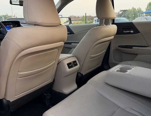 FOREIGN USED  2014 HONDA ACCORD KEYLESS FOR SALE IN ABUJA