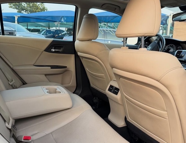 FOREIGN USED  2014 HONDA ACCORD KEYLESS FOR SALE IN ABUJA