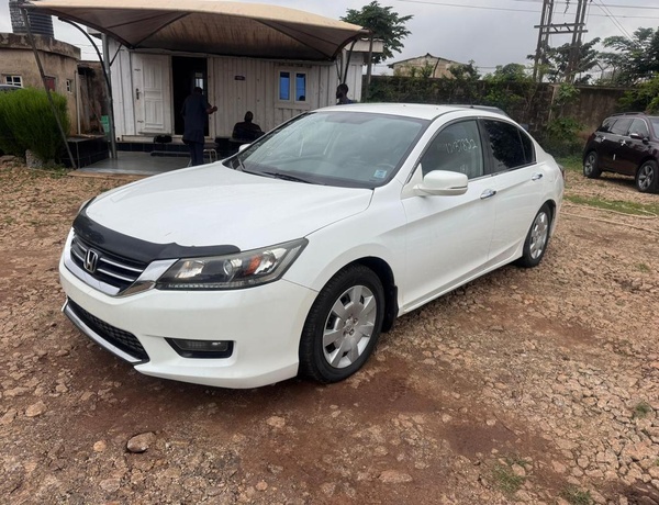 FOREIGN USED 2014 HONDA ACCORD SPORT FOR SALE IN KADUNA