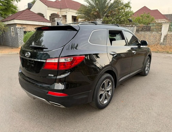 FOREIGN USED 2014 HYUNDAI SANTAFE FOR SALE IN ABUJA