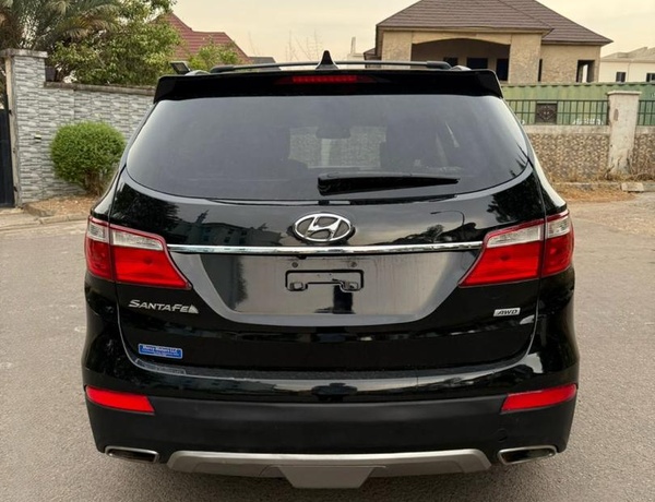 FOREIGN USED 2014 HYUNDAI SANTAFE FOR SALE IN ABUJA
