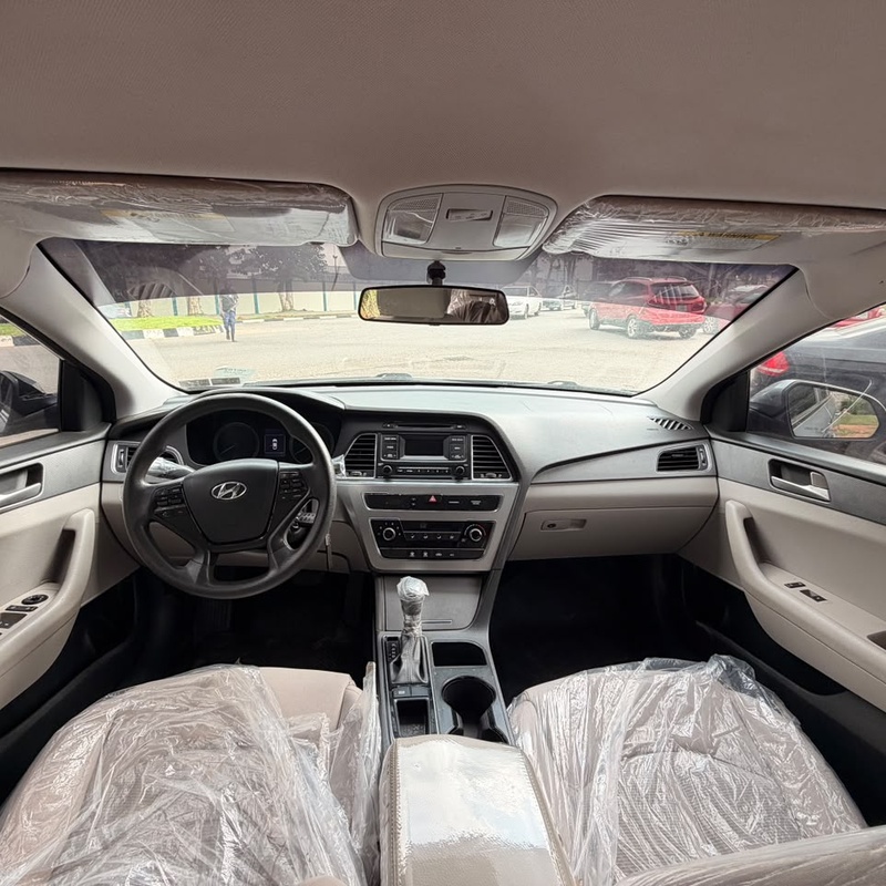 FOREIGN USED   2014 HYUNDAI SONATA IN ABUJA image