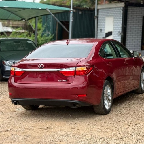 FOREIGN USED 2014 LEXUS ES350 IN ABUJA FOR SALE