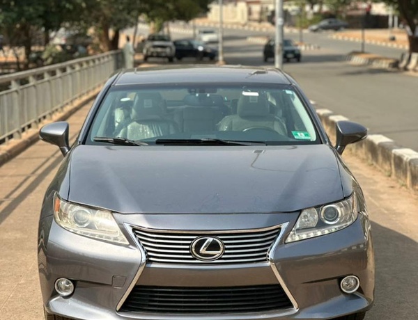 Foreign Used 2014 Lexus Es350 for Sale In Abuja