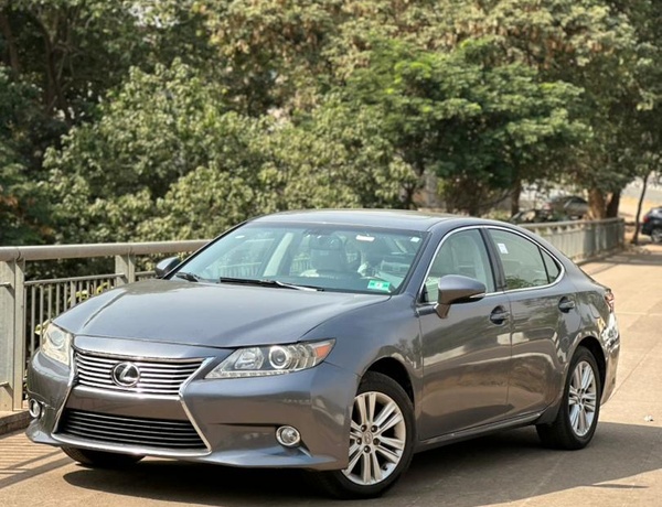 Foreign Used 2014 Lexus Es350 for Sale In Abuja