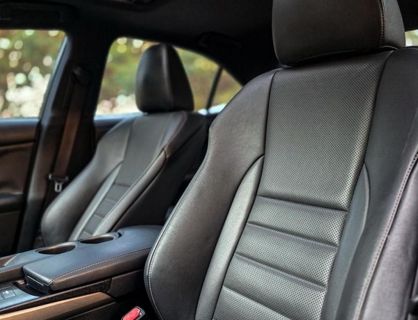 FOREIGN USED 2014 LEXUS IS350 F-SPORT FOR SALE IN ABUJA