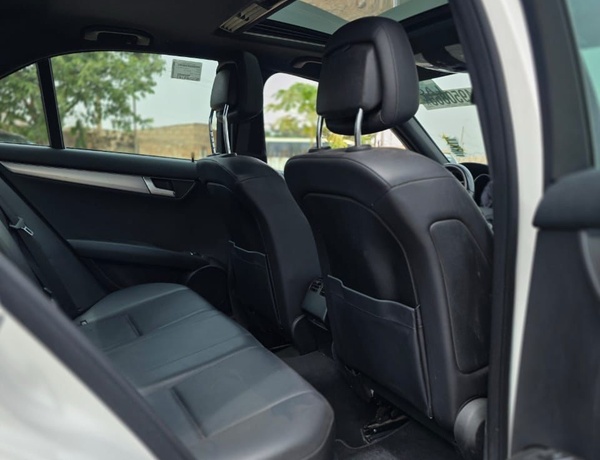 FOREIGN USED 2014 MERCEDES BENZ C300 FOR SALE IN KADUNA