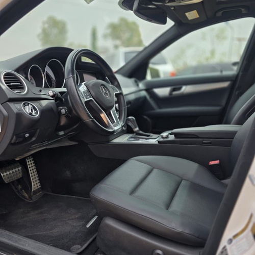 FOREIGN USED 2014 MERCEDES BENZ C300 FOR SALE IN KADUNA