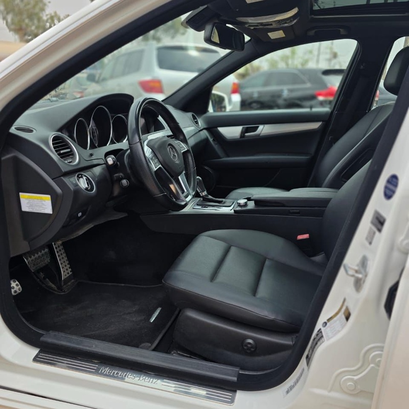 FOREIGN USED 2014 MERCEDES BENZ C300 FOR SALE IN KADUNA image