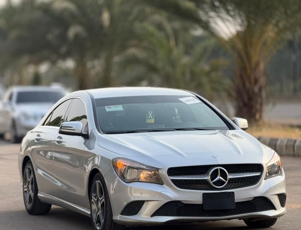 FOREIGN USED 2014 MERCEDES BENZ CLA250 FOR SALE IN KADUNA
