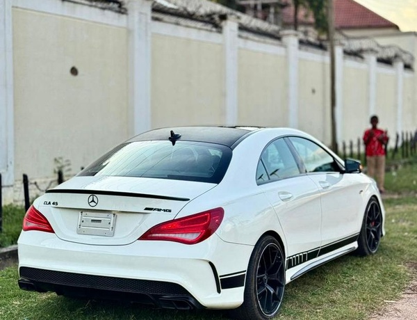 FOREIGN USED 2014 MERCEDES BENZ CLA45 AMG FOR SALE