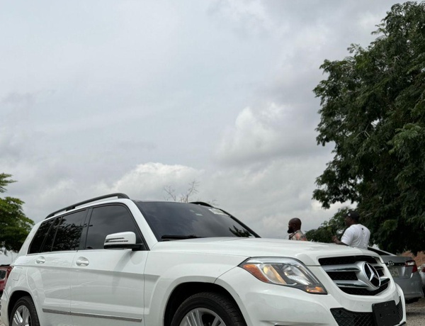 FOREIGN USED 2014 MERCEDES BENZ GLK350 FOR SALE